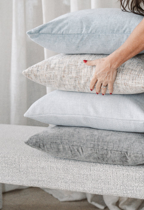 Lola Cushion - Hurricane