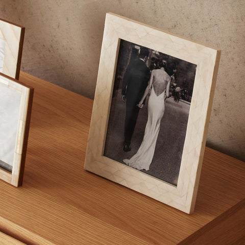 Triangle Pattern Photo Frame
