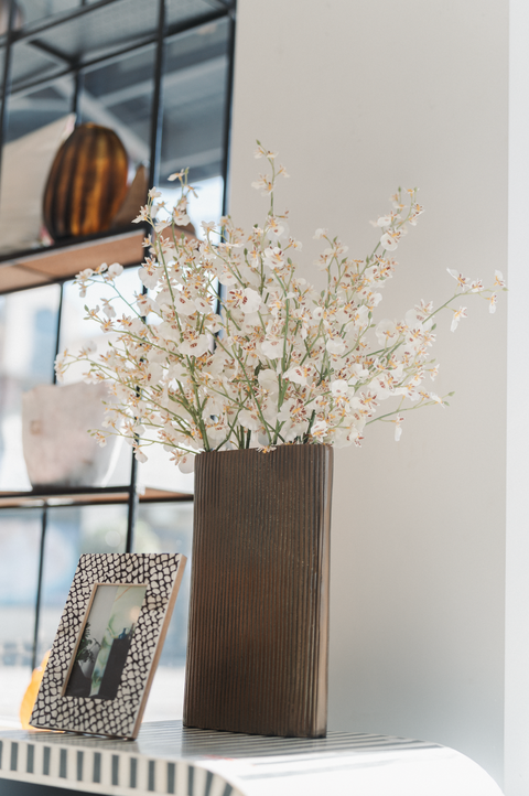 Pebbles Black & White Photo Frame