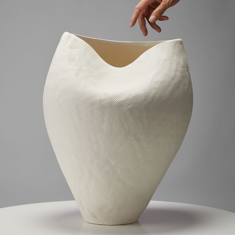 Moule Vase - Ivory