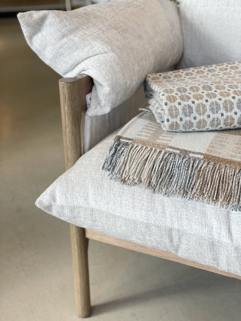 Bronte Milan Throw - Natural